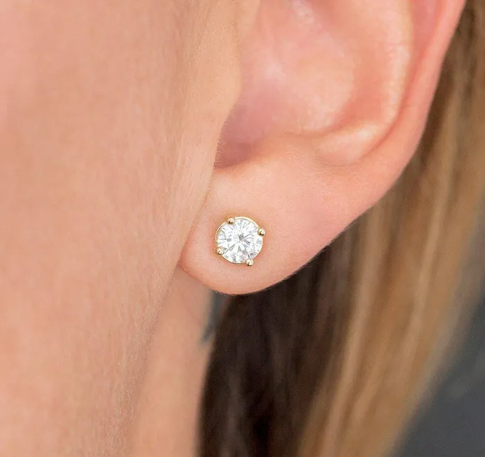 Earrings Capucinne Colette Round Diamond Stud Earrings
