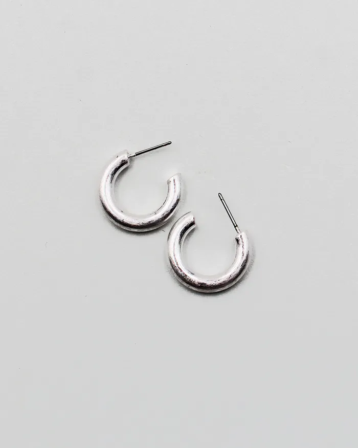 Earrings check050322 20mm Matt Metal Hoop Earrings Earrings check050322 20mm Matt Metal Hoop Earrings