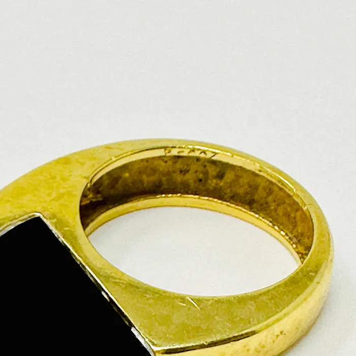 Henry Dunay Henry Dunay 18K Gold Ring with Onyx Rings