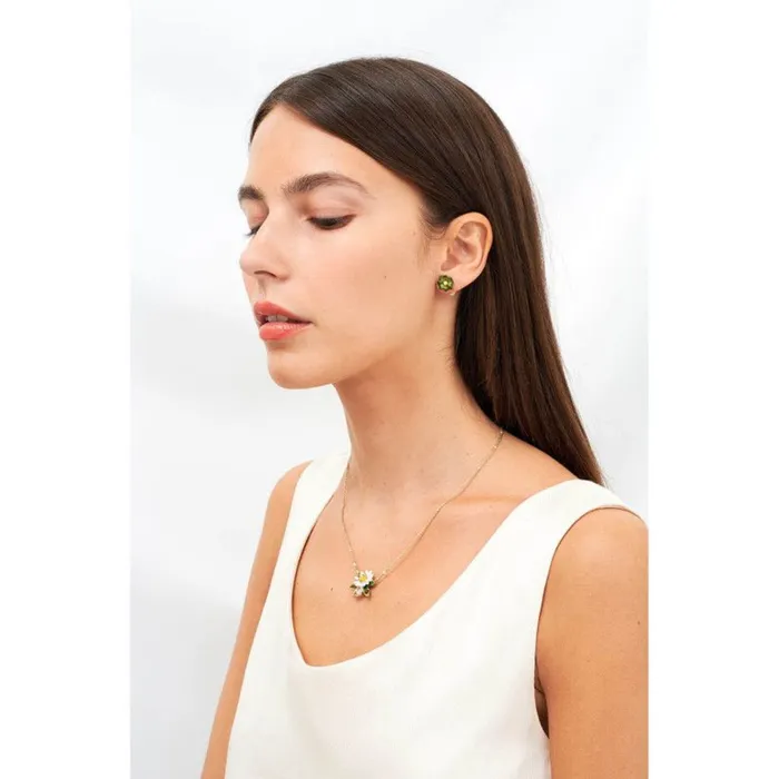 Les Nereides Les Nereides Daisy On Faceted Crystal Necklace Necklaces Les Nereides Les Nereides Daisy On Faceted Crystal Necklace Necklaces