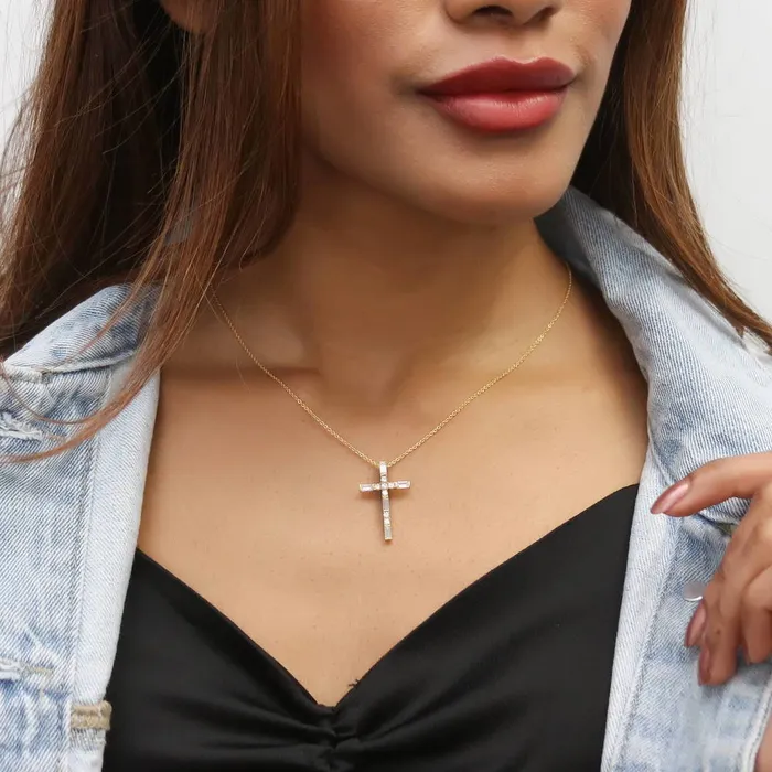 Necklaces BERRICLE Cross CZ Pendant Necklace in Sterling Silver