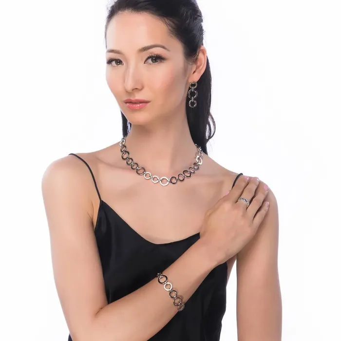 Necklaces BERRICLE Open Circle Lightweight Link Chain Necklace in SilverTone 16mm
