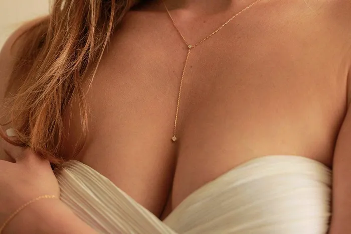 Necklaces Capucinne Delicate PrincessCut Diamond Lariat Necklace