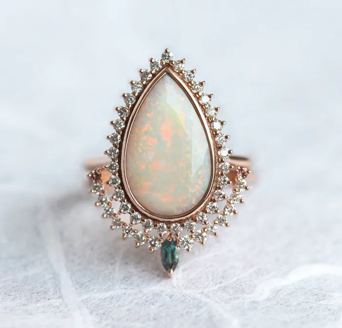 Rings Capucinne Beatriz Opal Ring Set