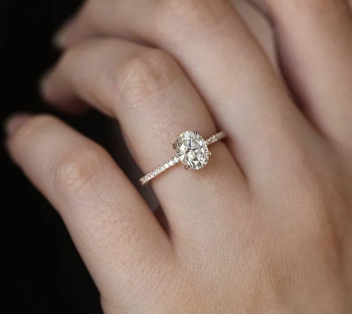 Rings capucinne Cameron Engagement Ring