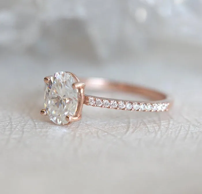 Rings capucinne Cameron Engagement Ring