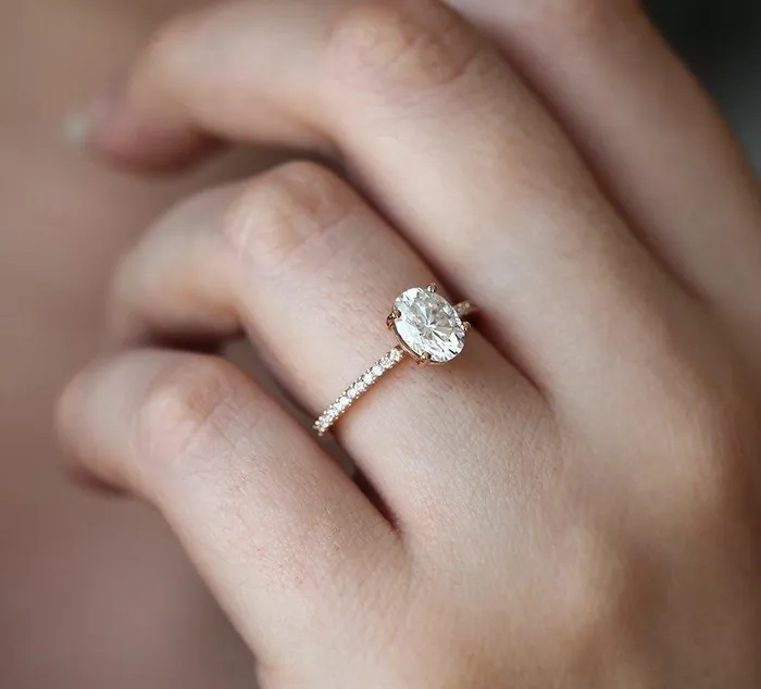 Rings capucinne Cameron Engagement Ring