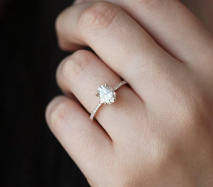 Rings capucinne Cameron Engagement Ring