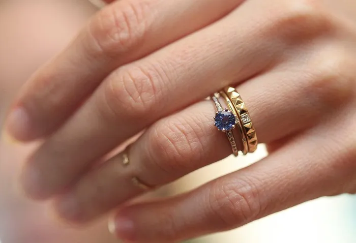 Rings Capucinne Stud Ring Unique Gold Band
