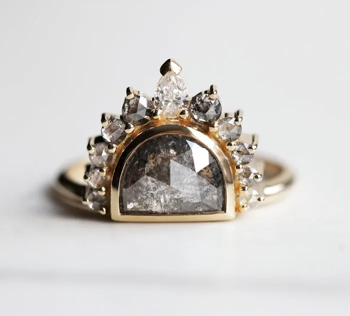 Rings Capucinne Sunrise Salt And Pepper Diamond Ring With Crown