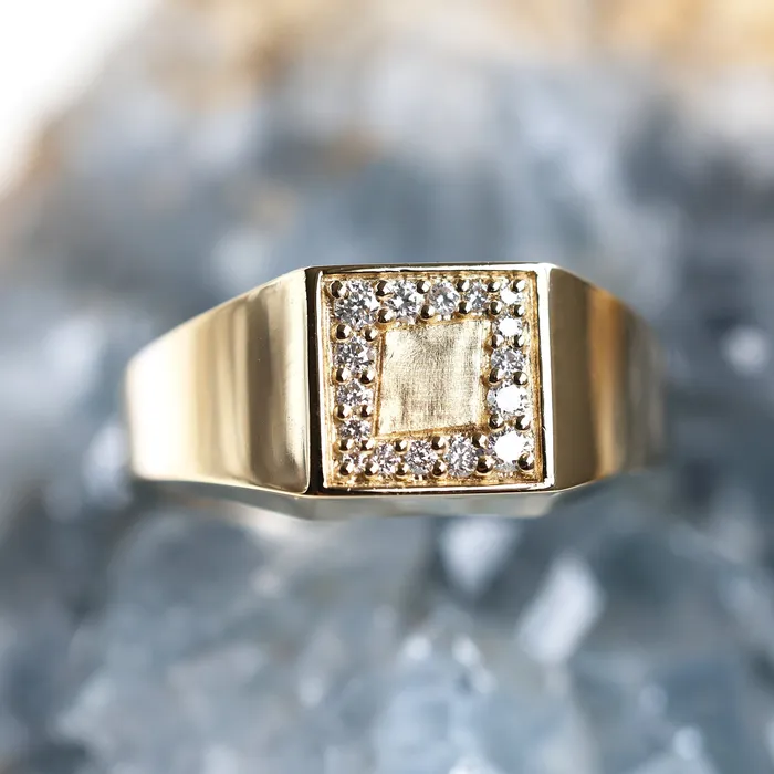 Rings Diamond signet ring Capucinne