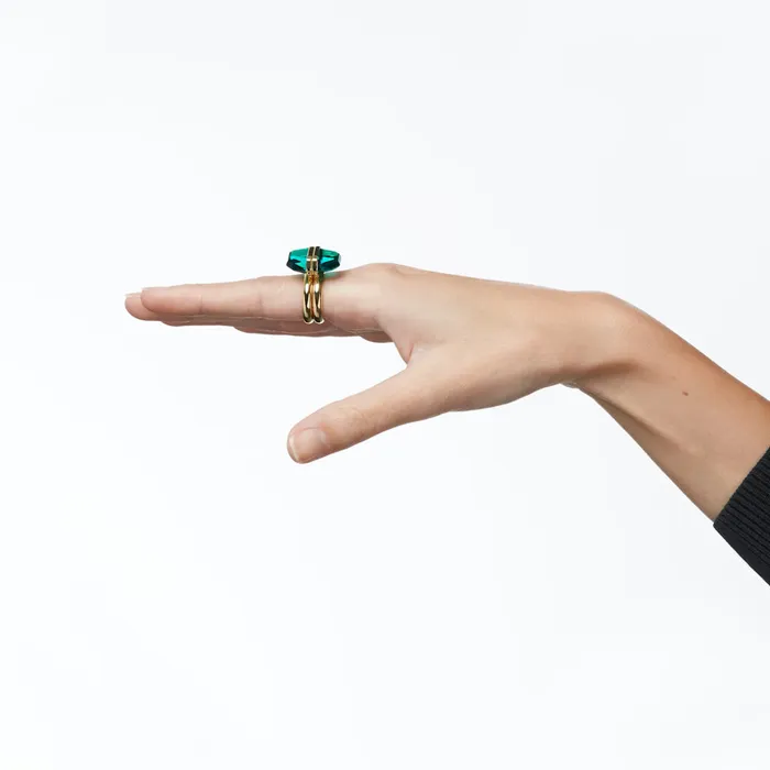 Swarovski Rings Swarovski Lucent Ring Magneticic Green Goldtone plated 50 Swarovski Rings Swarovski Lucent Ring Magneticic Green Goldtone plated 50